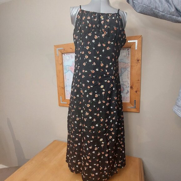 Women's Allover Floral Graphic Split Hem Cami Dress NWOT - Picture 1 of 13